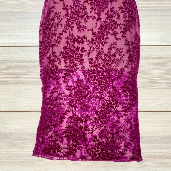 House of CB Ione Cranberry Devore Midi Dress | Size M - Picture 7 of 14